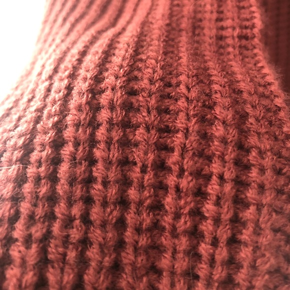 Pink Rose: Fall sweater 🍁 - Picture 3 of 4